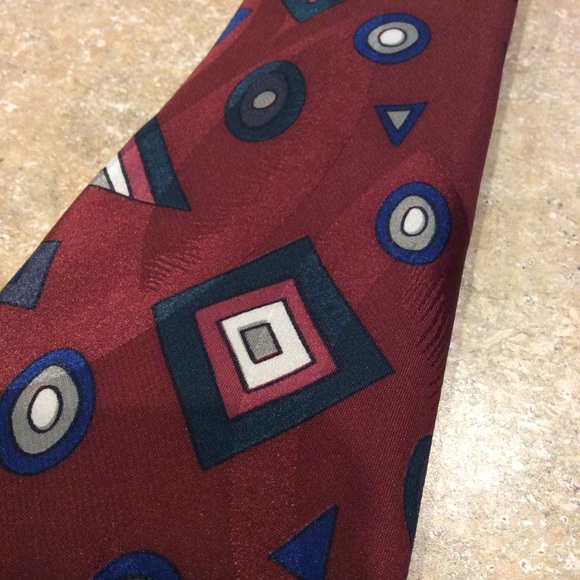 CHRISTIAN DIOR VINTAGE GEOMETRIC TIE - Picture 4 of 5